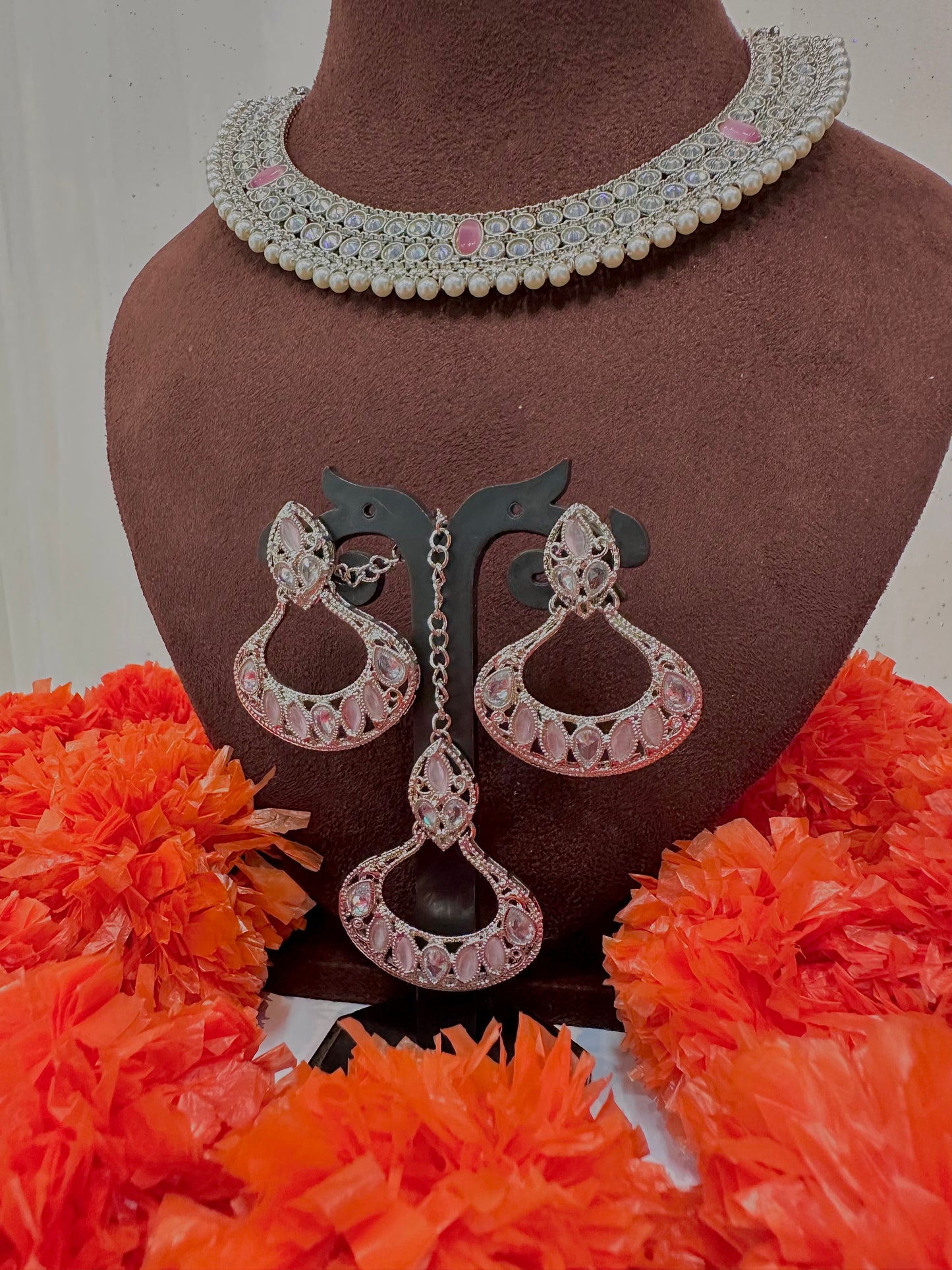 Baby pink silver neck set