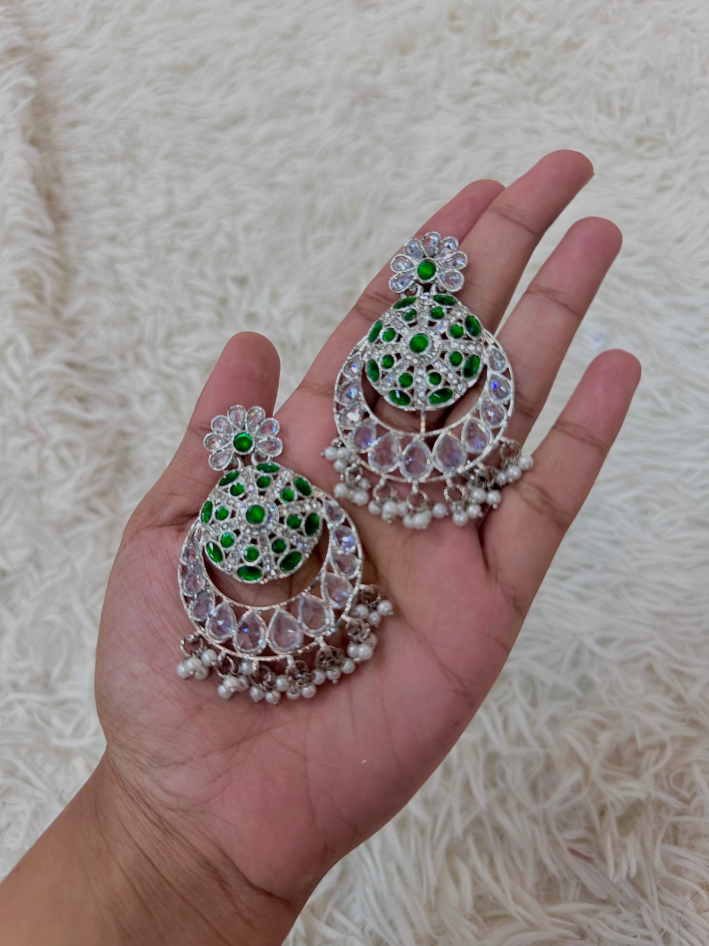 Emerald silver earrings