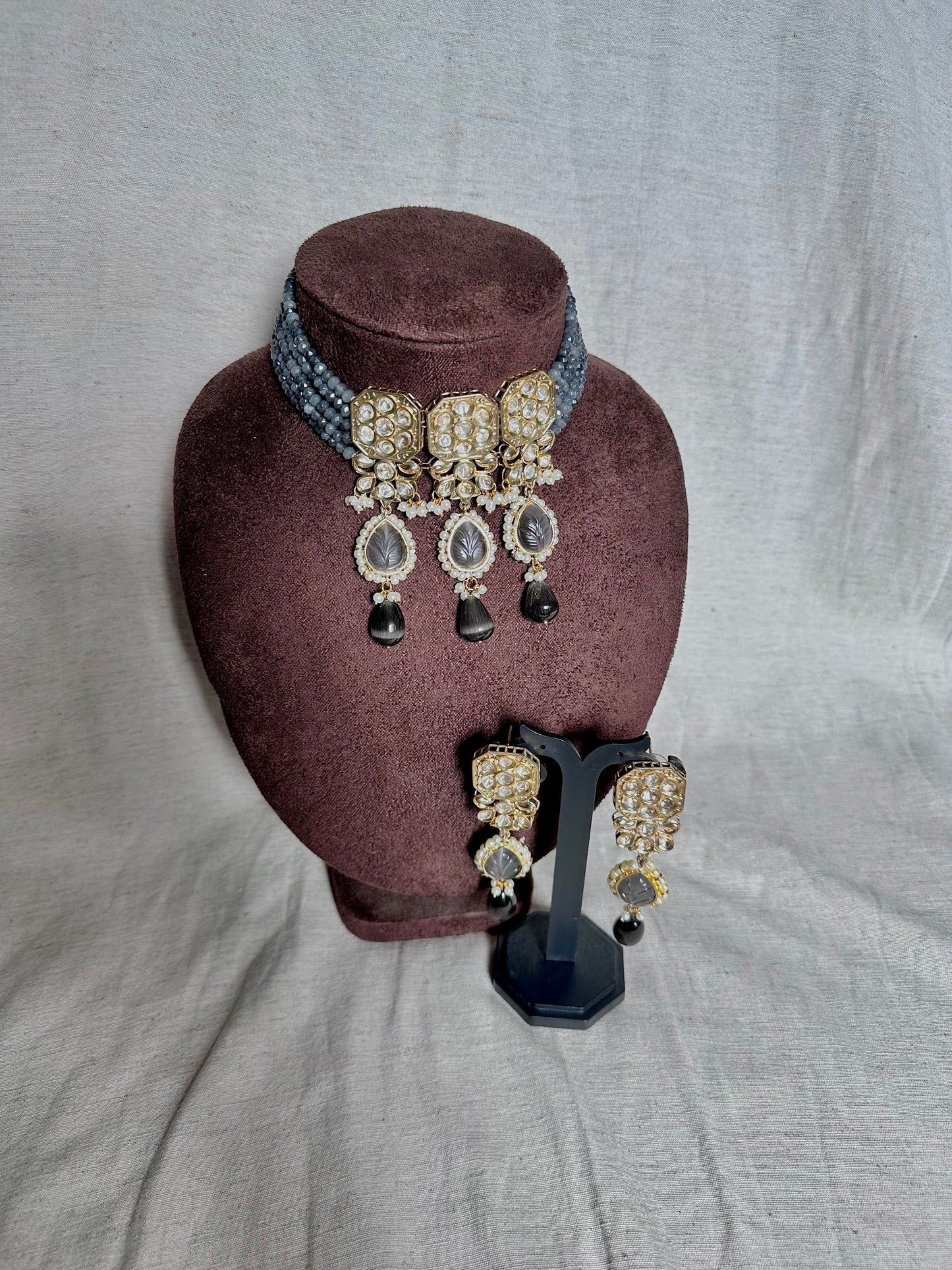 Grey moissanite choker set