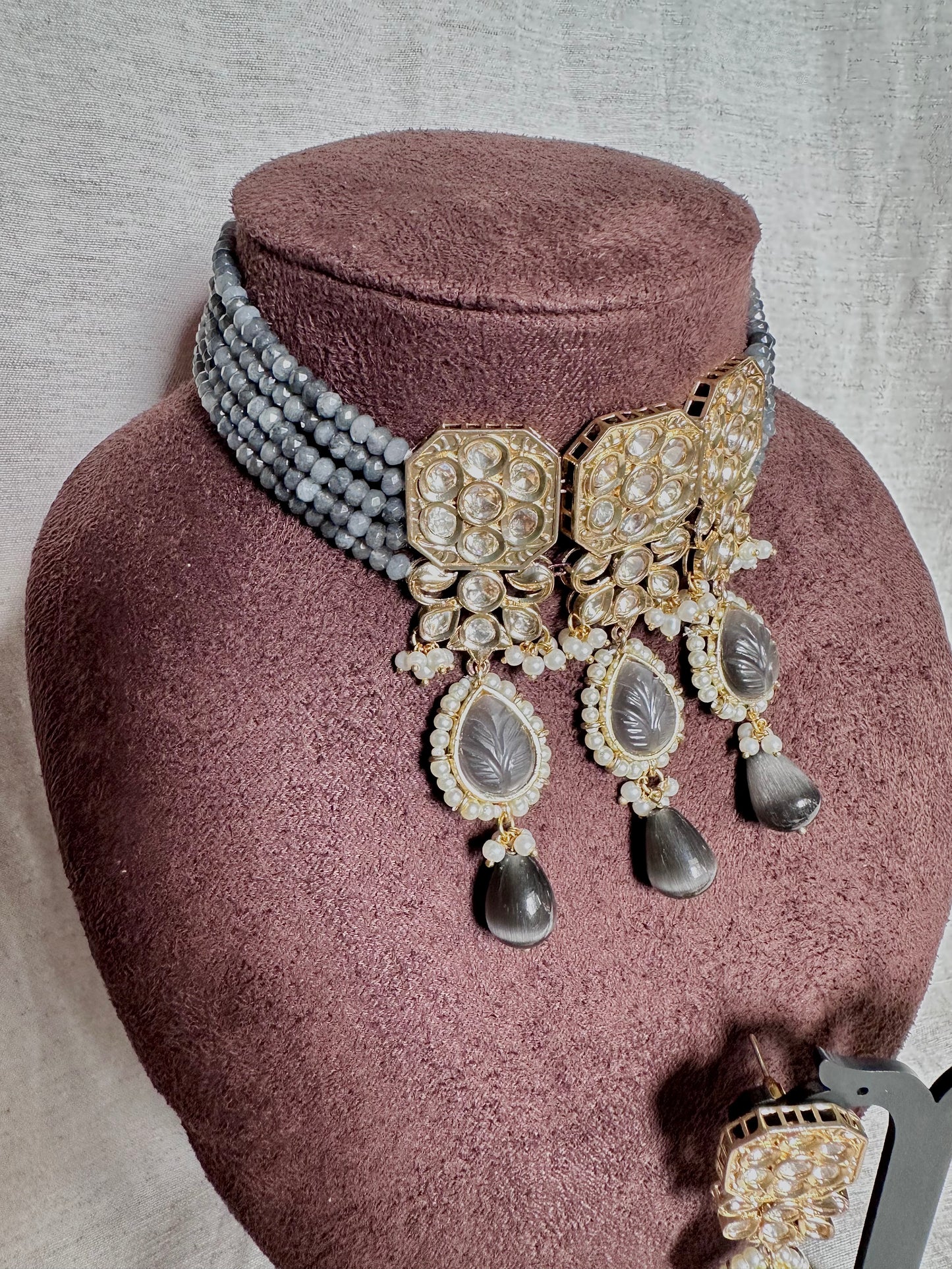 Grey moissanite choker set