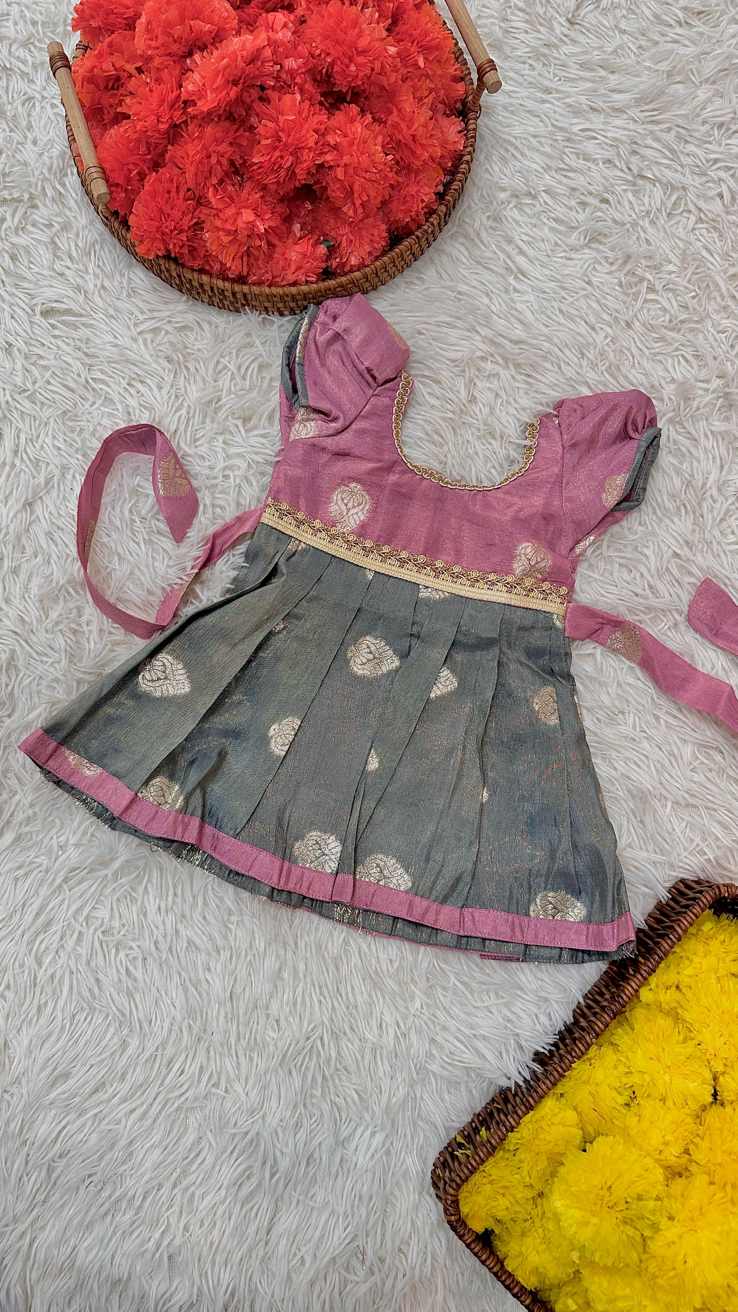 Banaras pink puff sleeve dress