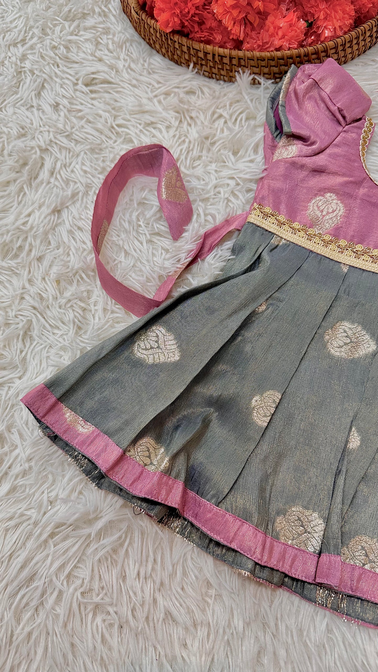 Banaras pink puff sleeve dress