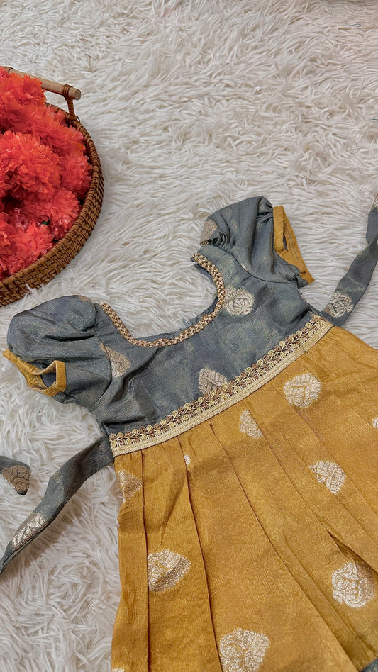 Banaras grey puff sleeve dress