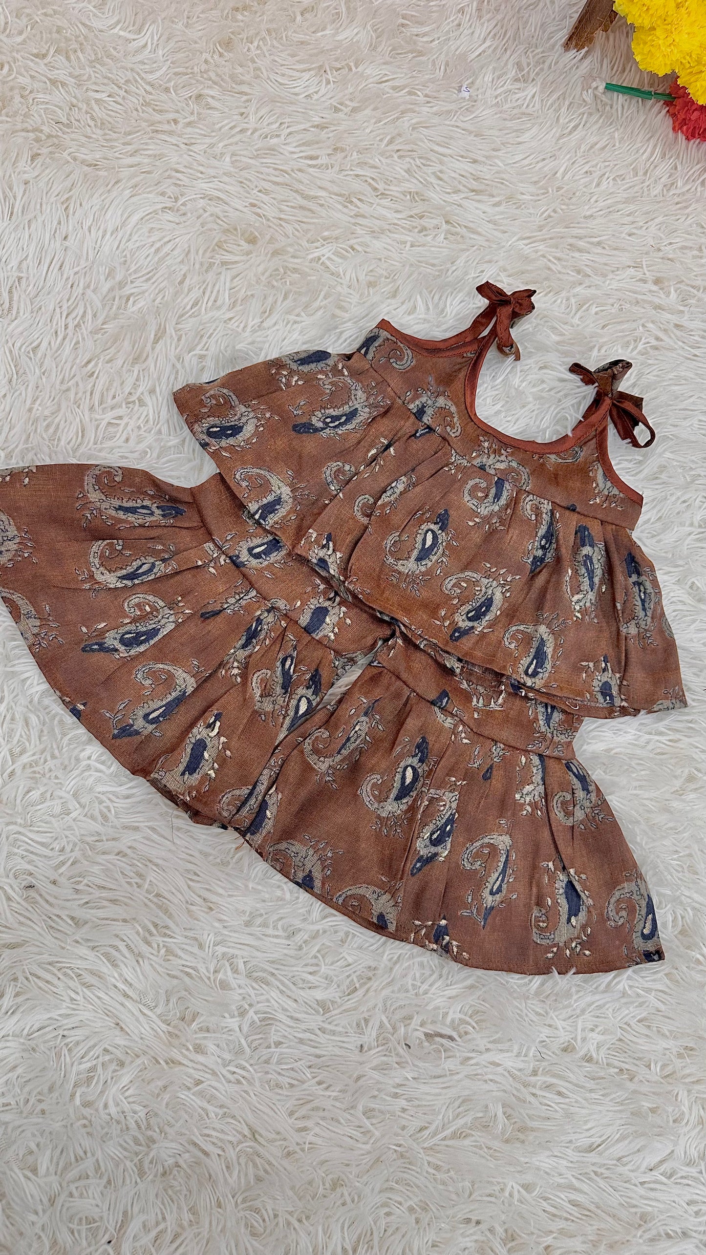 Golden brown gharara