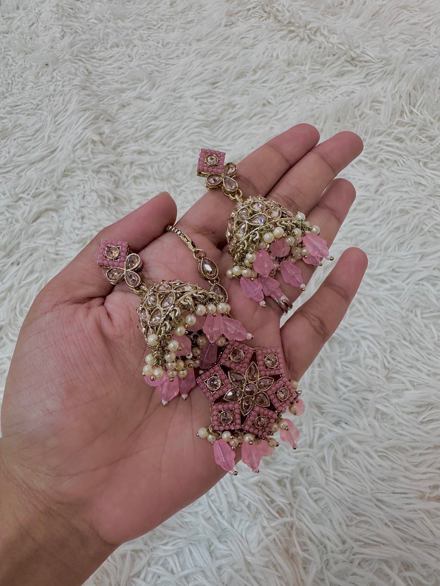 Baby pink jumka and tikka