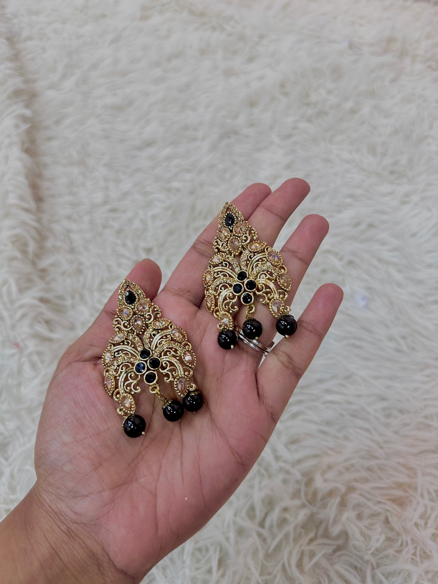 Black mehandi earrings
