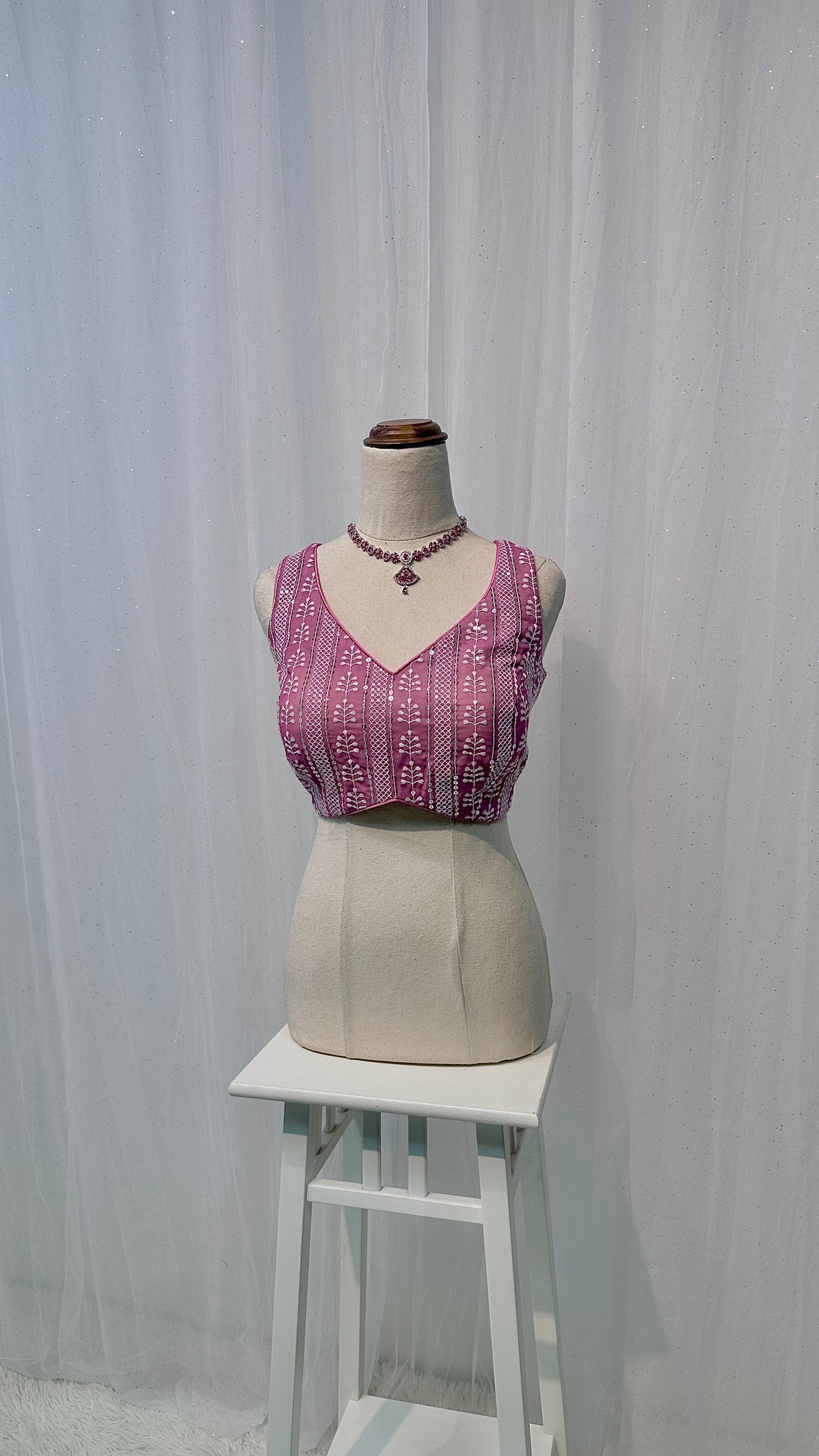 Chikankari alia blouse