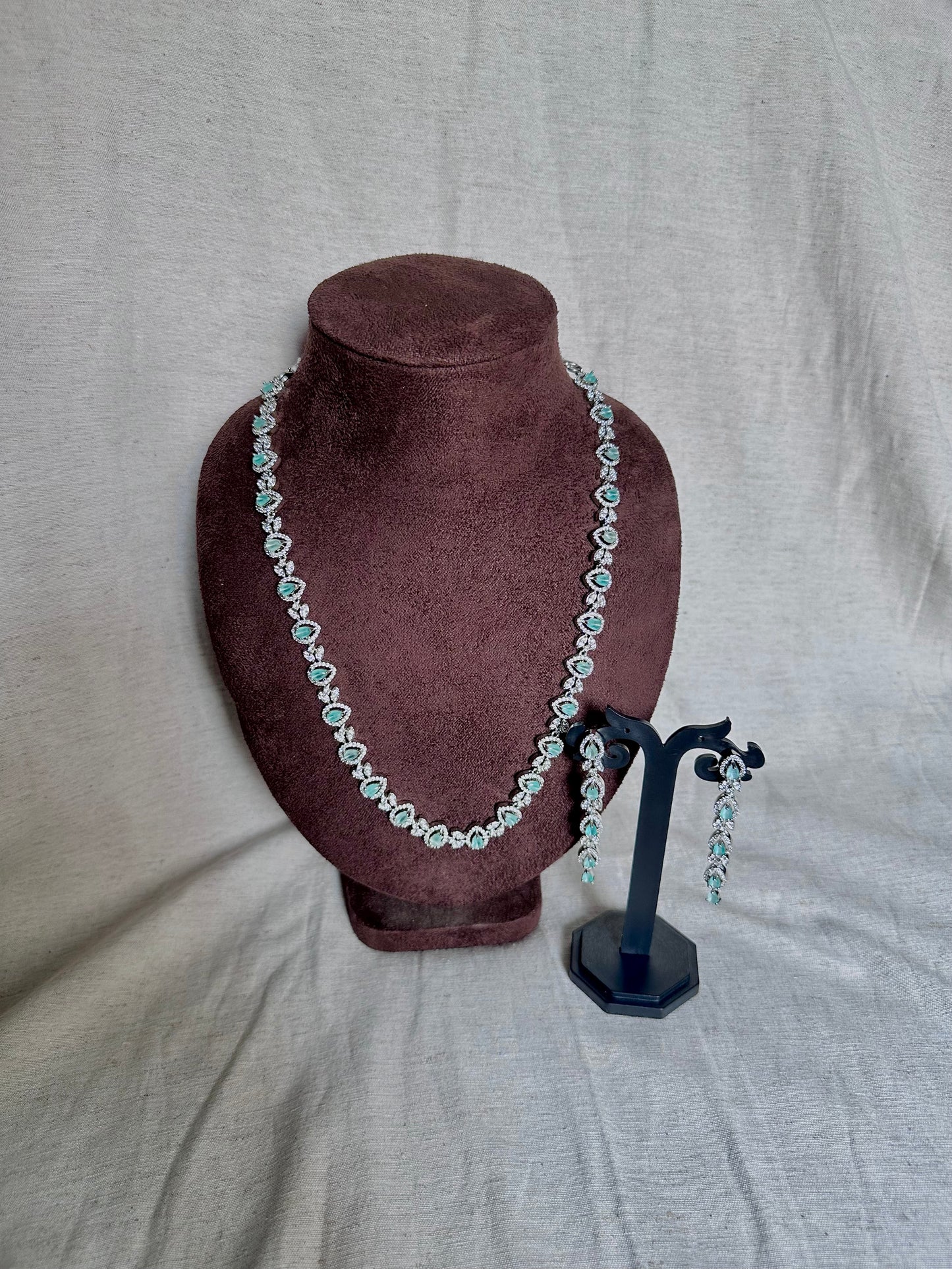 Sky blue long chain set