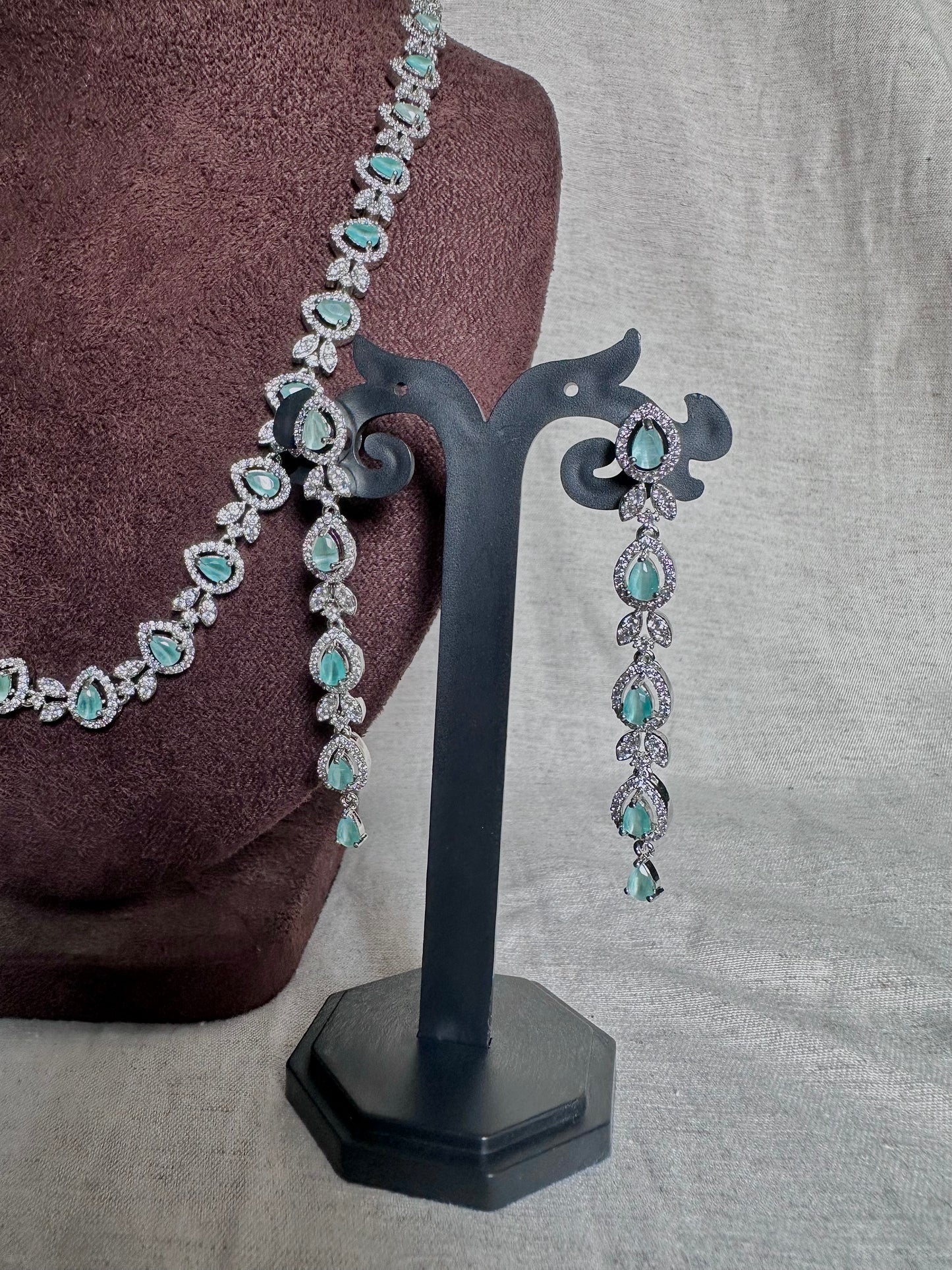 Sky blue long chain set