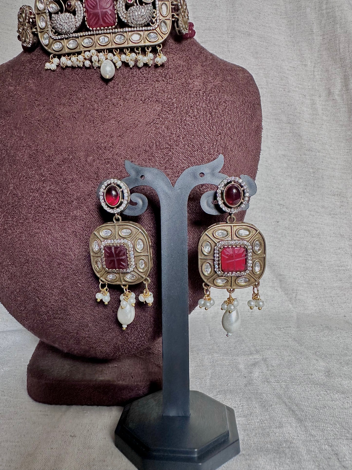 Maroon peacock choker set