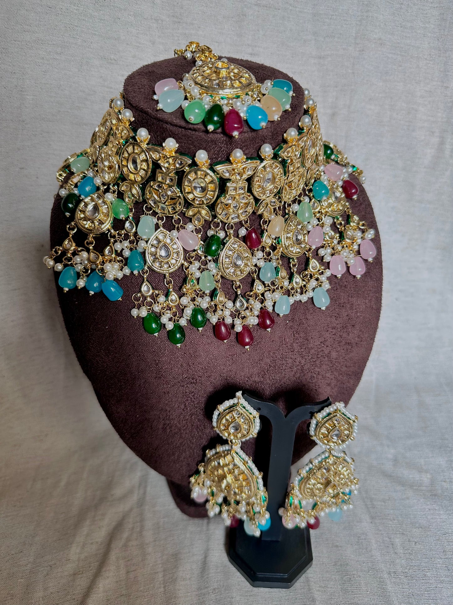 Multicolor kundan choker set