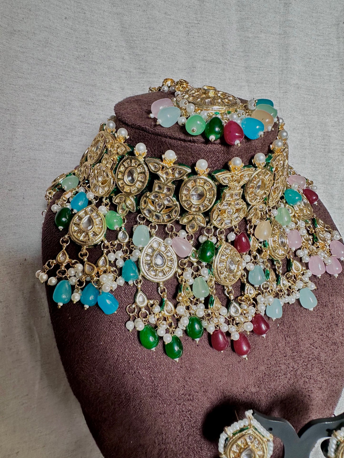 Multicolor kundan choker set