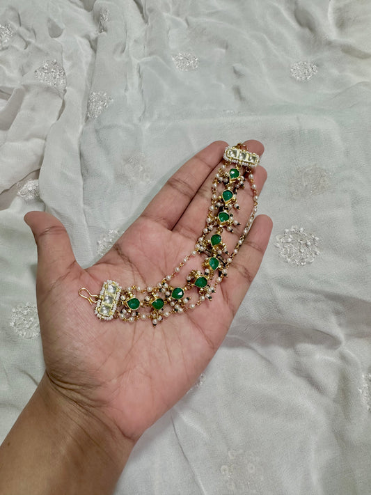 Emerald kundan earrings chain