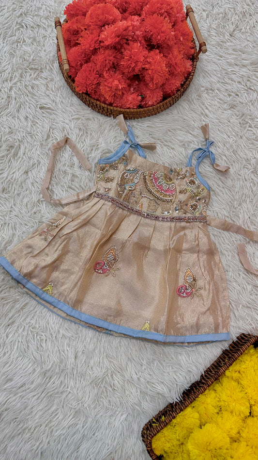 Elephant off-white dress