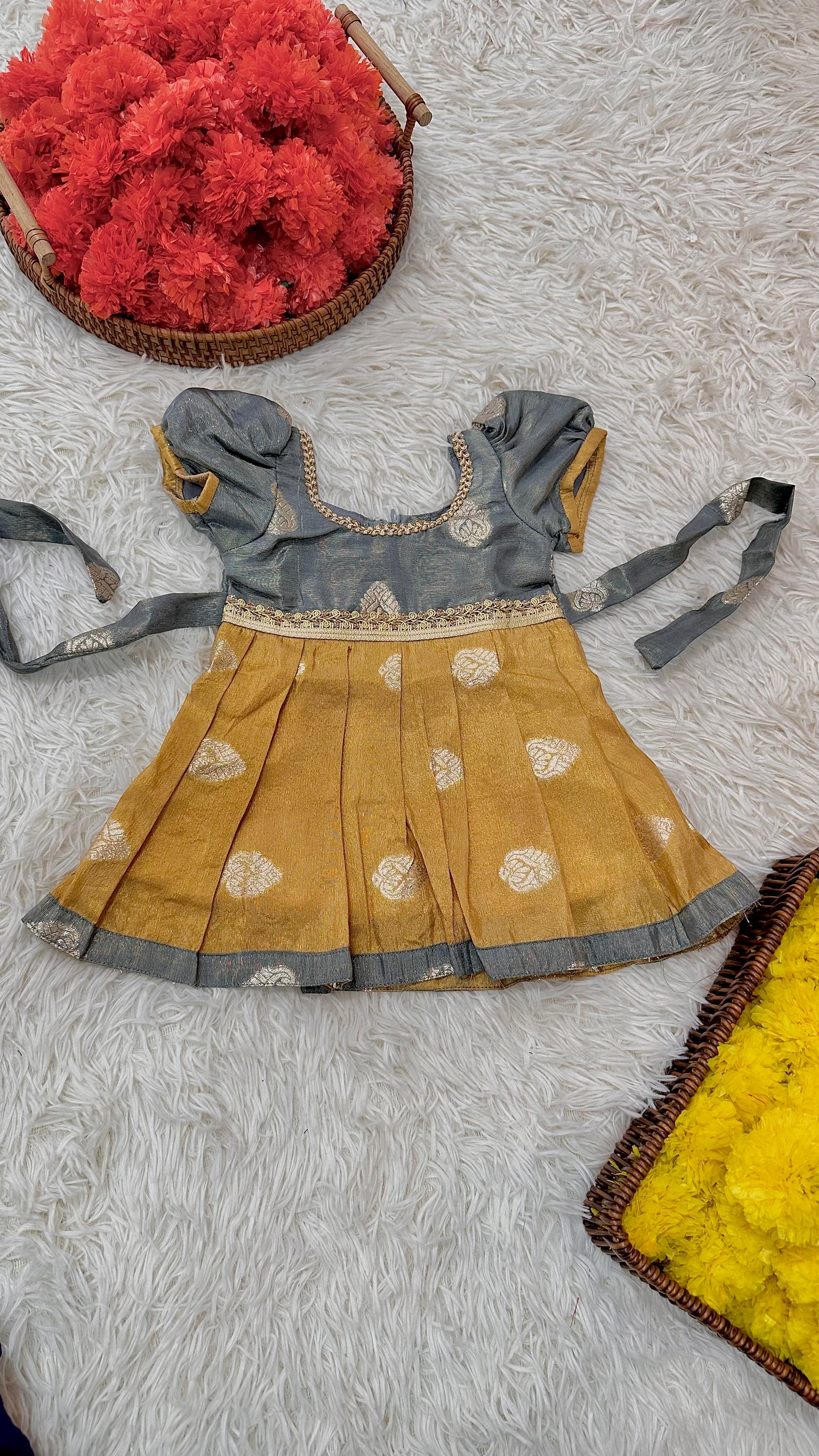 Banaras grey puff sleeve dress