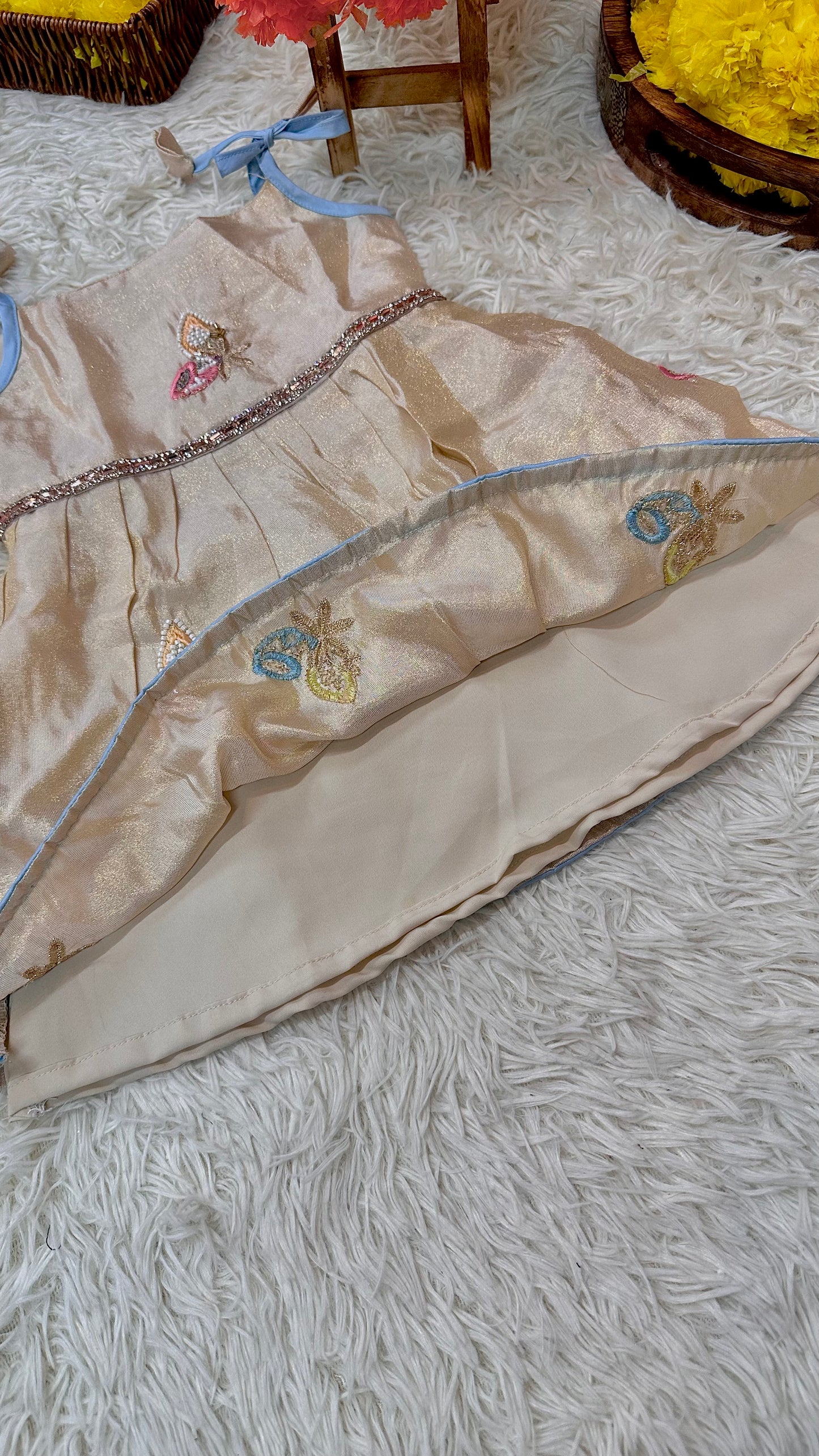 Offwhite pastel dress