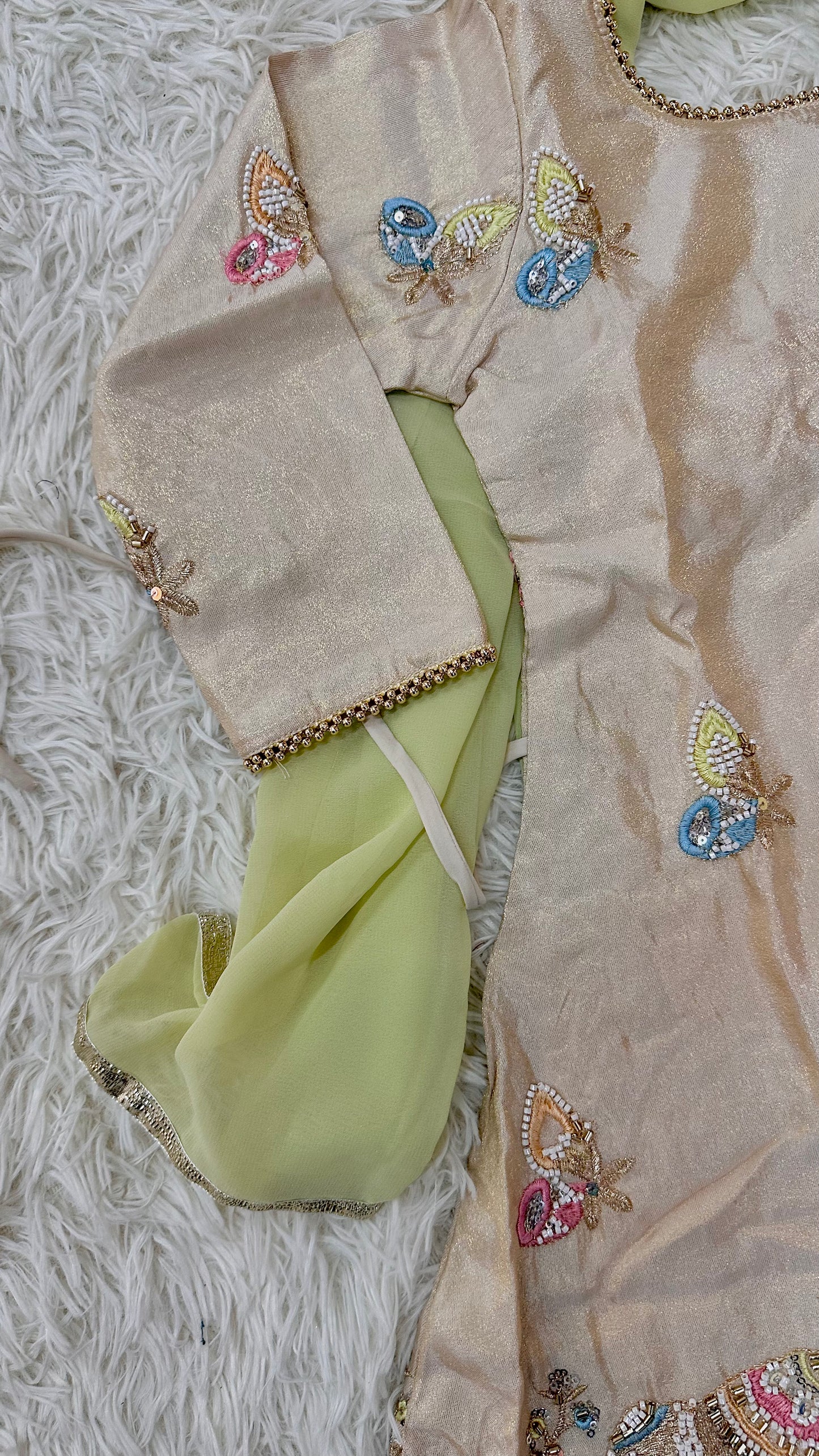 Offwhite elephant suit