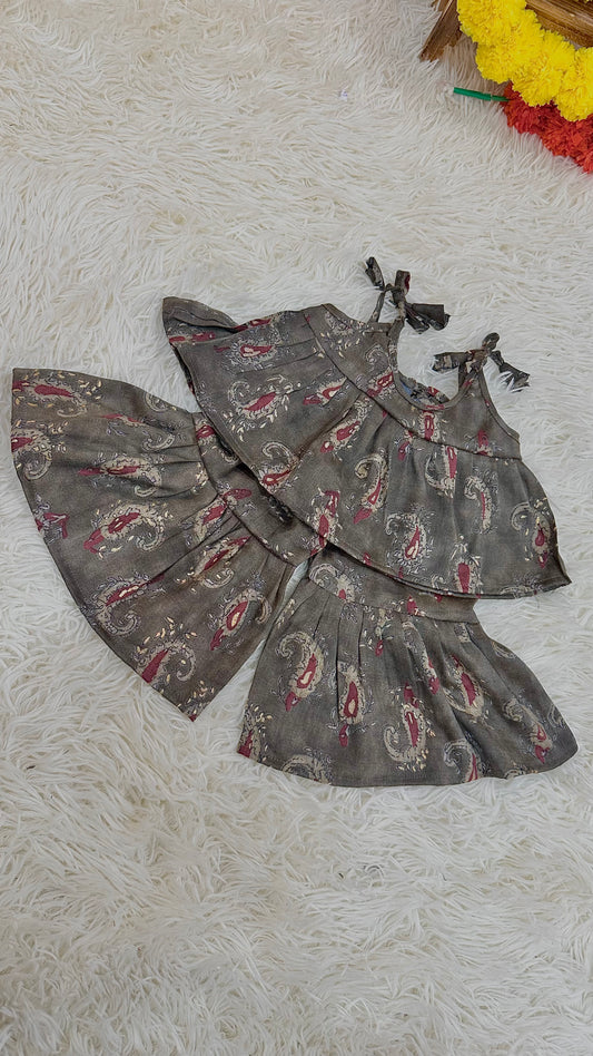 Dusty grey gharara
